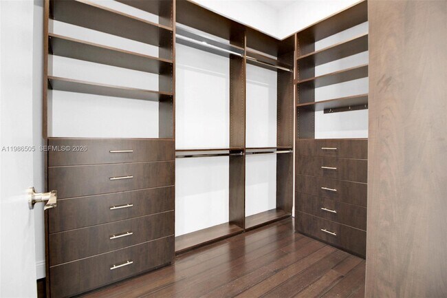 Building Photo - 6900 SW 104th St