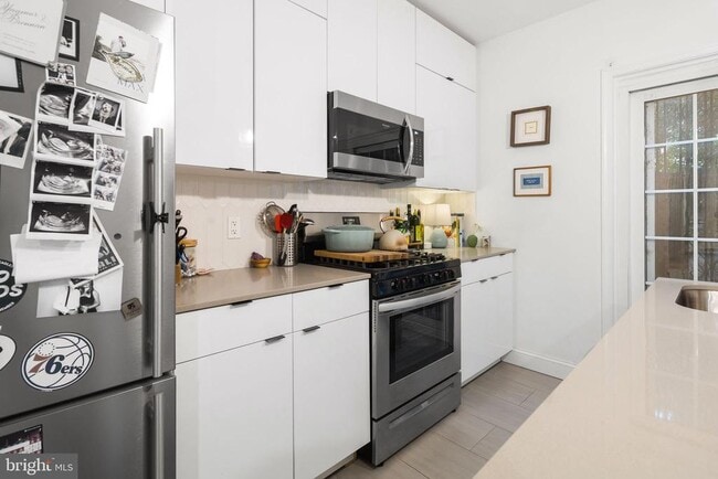 Building Photo - 1704 Naudain St