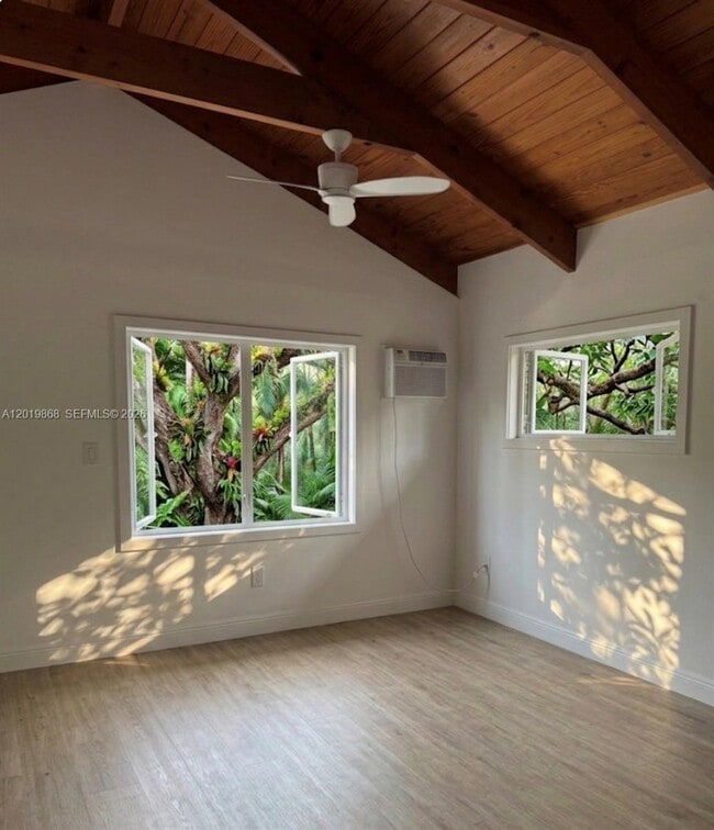 Building Photo - 130 Gumbo Limbo Dr