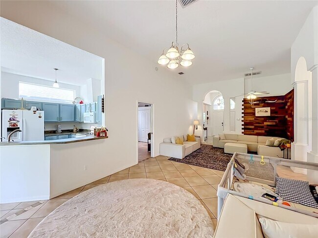 Building Photo - 2125 Emerald Green Cir