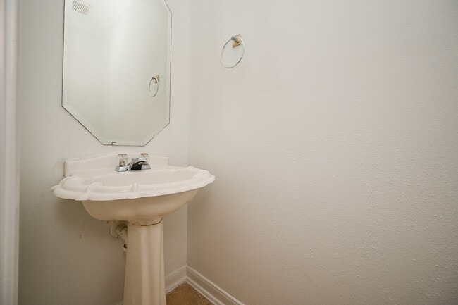 Building Photo - 19414 Ambrosia Falls Dr