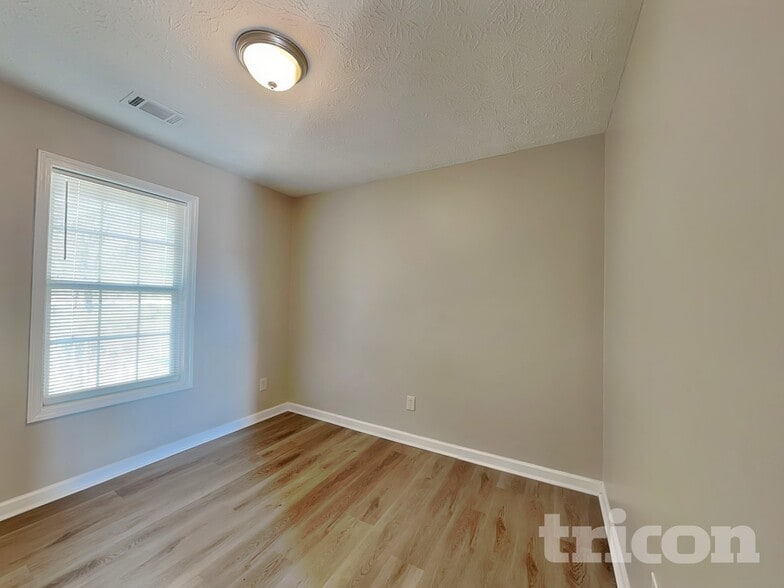 Building Photo - 360 Brannans Ct