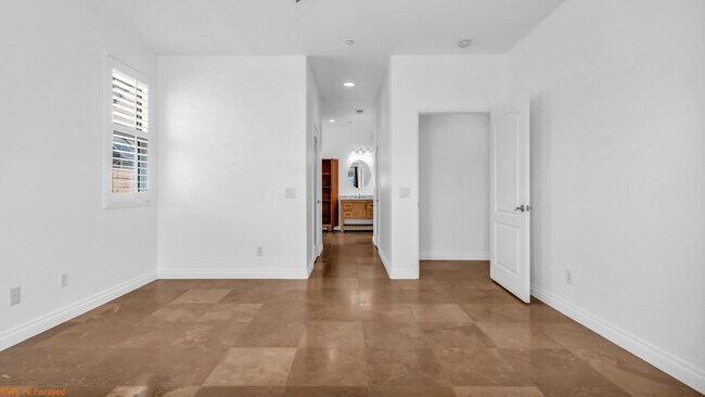 Building Photo - 2574 Windmill Way