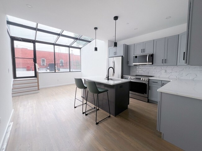 Building Photo - 20-01 Steinway St