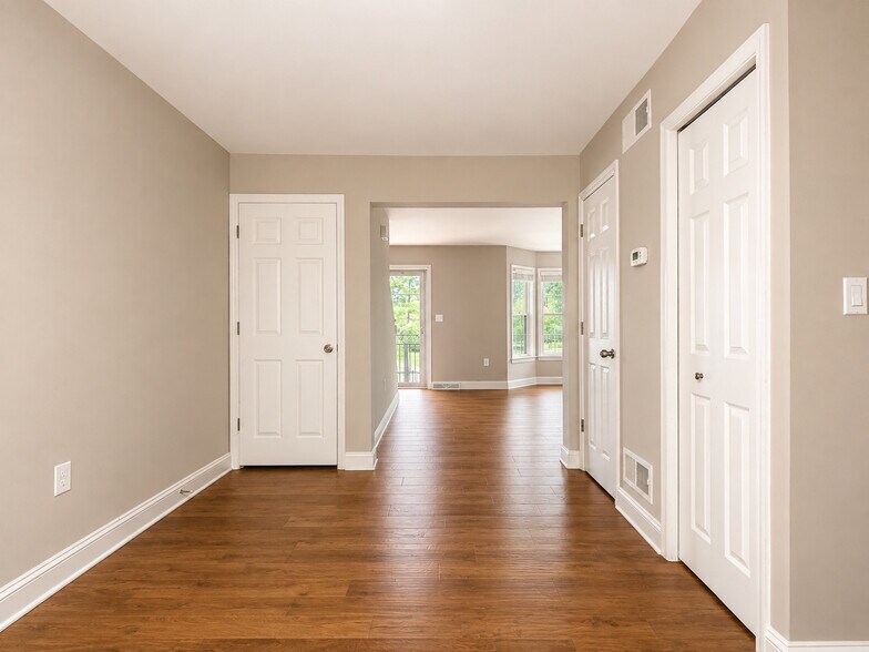 Building Photo - 151 Cobblestone Ln