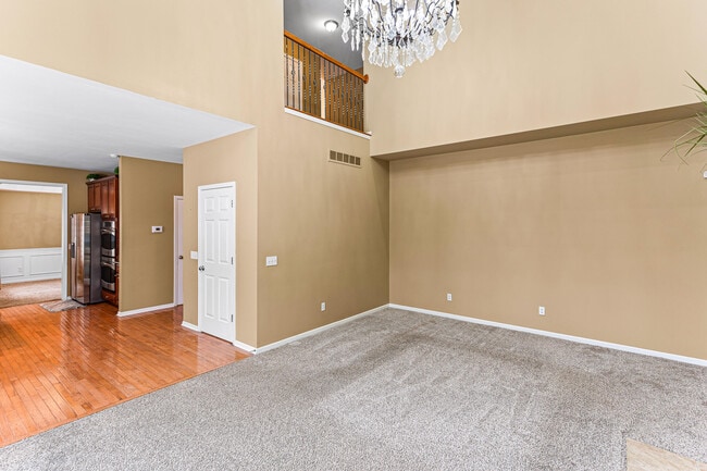 Building Photo - 49896 Parkside Dr