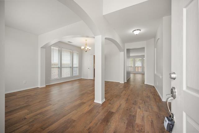 Building Photo - 4208 Glen Garden Dr