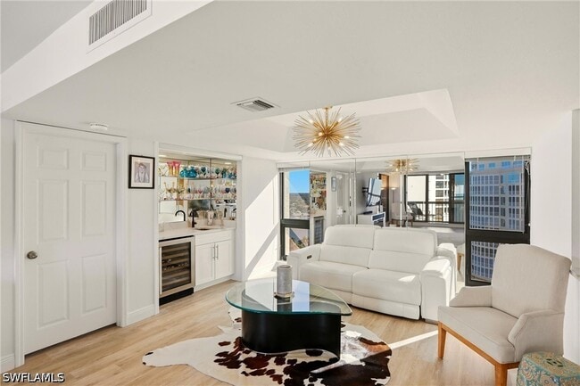 Building Photo - 4551 Gulf Shore Blvd N