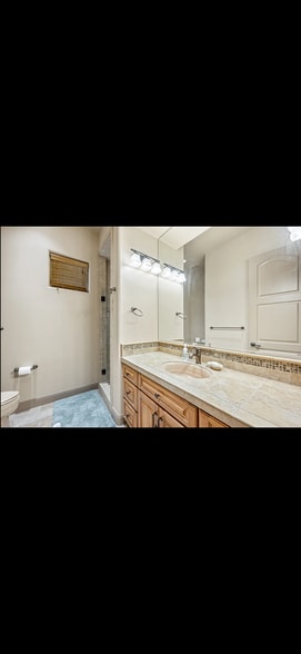 Building Photo - 1747 W Red Cloud Cir