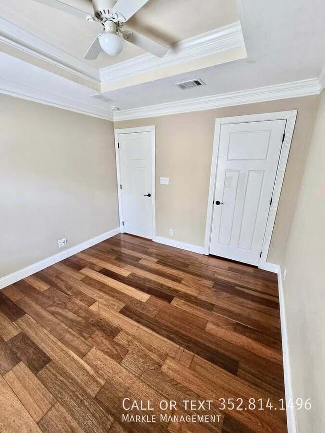 Building Photo - 200 S 11th St