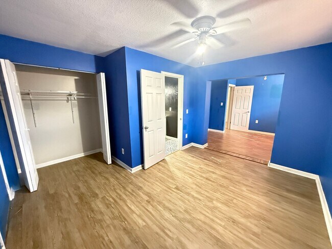 Building Photo - 4574 Barley St