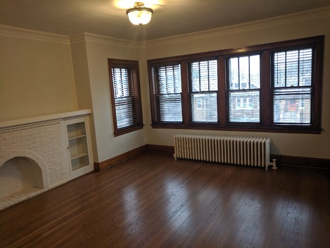 Building Photo - 1430 Maple Ave