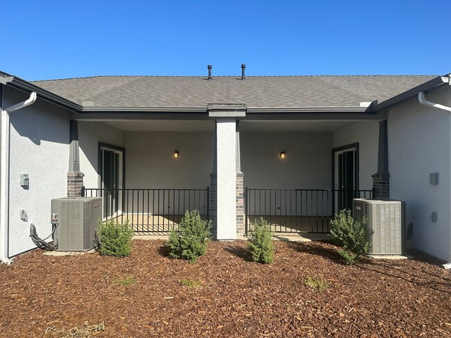 Building Photo - Wood Ranch Apartments 514