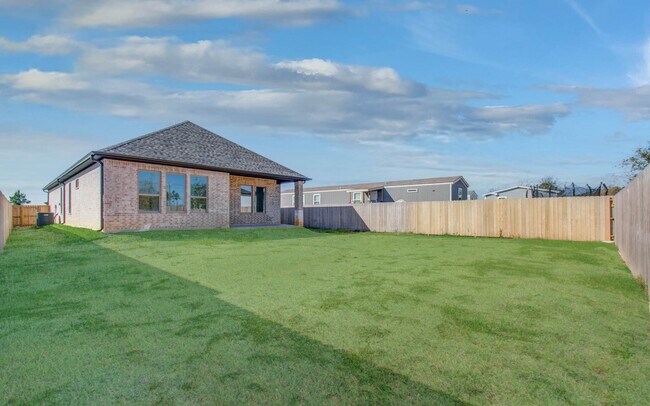 Building Photo - 1248 Rd 5802