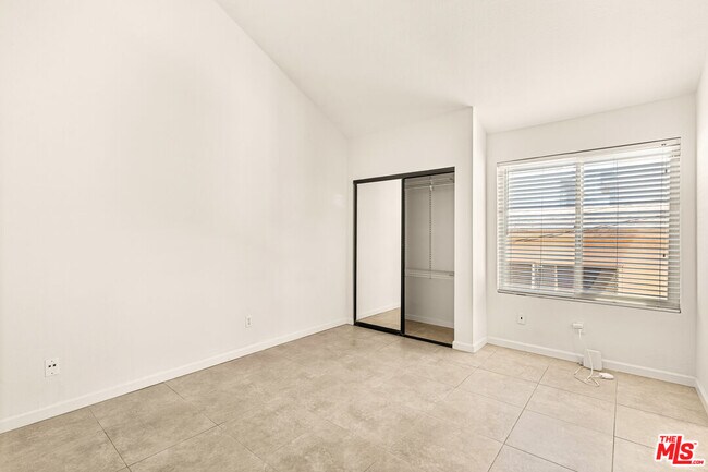 Building Photo - 3954 Bancroft St