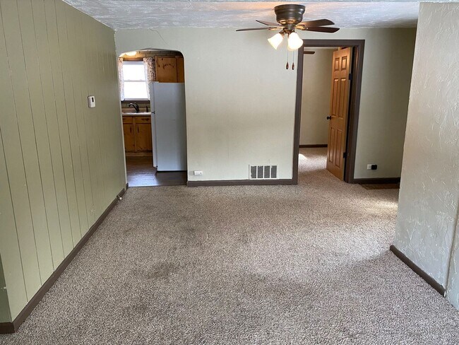 Building Photo - 1 Bed 1 Bath Home in Wausau