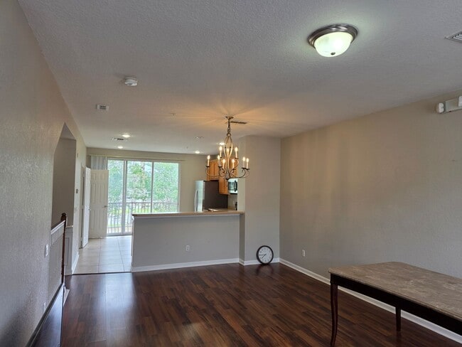 Building Photo - Three Bedroom Townhouse at Vista Cay in Orlando