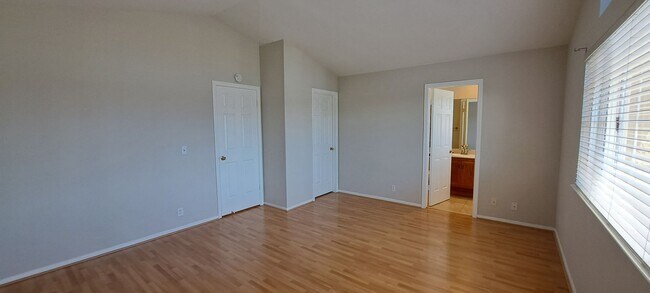 Building Photo - 320 Stamper Cir