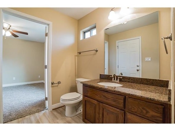 Building Photo - 2118 Yturria Dr