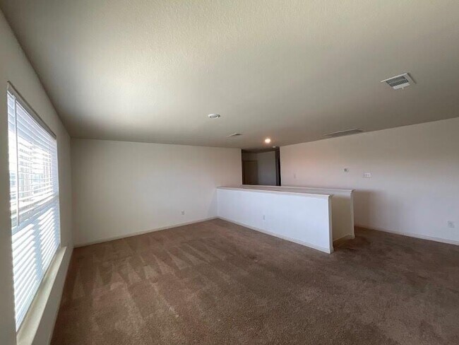 Building Photo - 172 Allington Cir