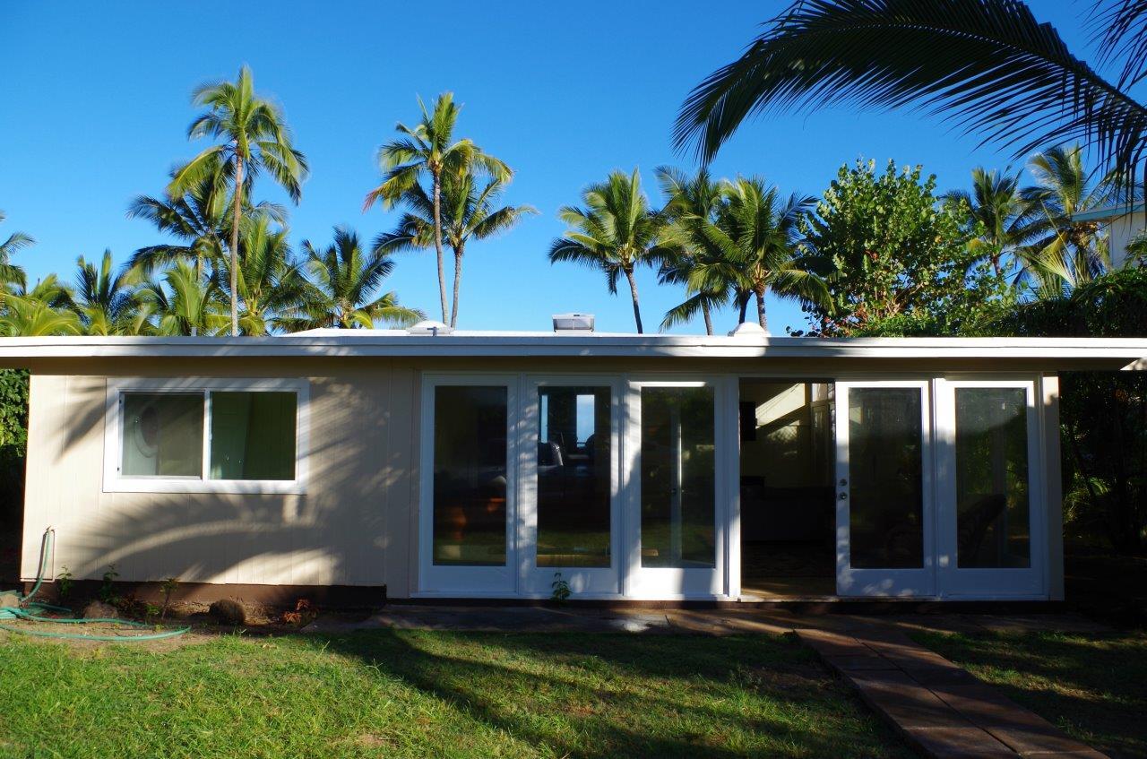 Single Story with Open Glass Doors and Windows - 68 -287 Crozier Loop