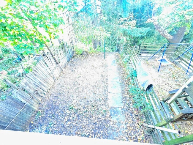 Building Photo - 1016 Spring Garden St