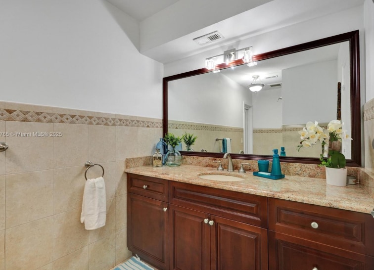 Building Photo - 7360 SW 120th St