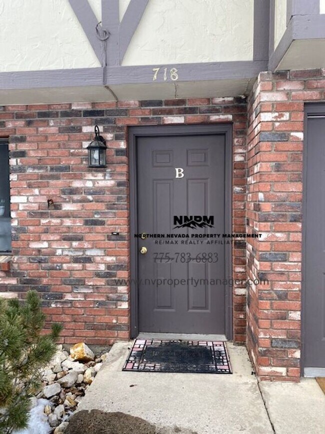 Carson Townhouse 718 Travis Dr Carson City NV 89701 Apartment Finder