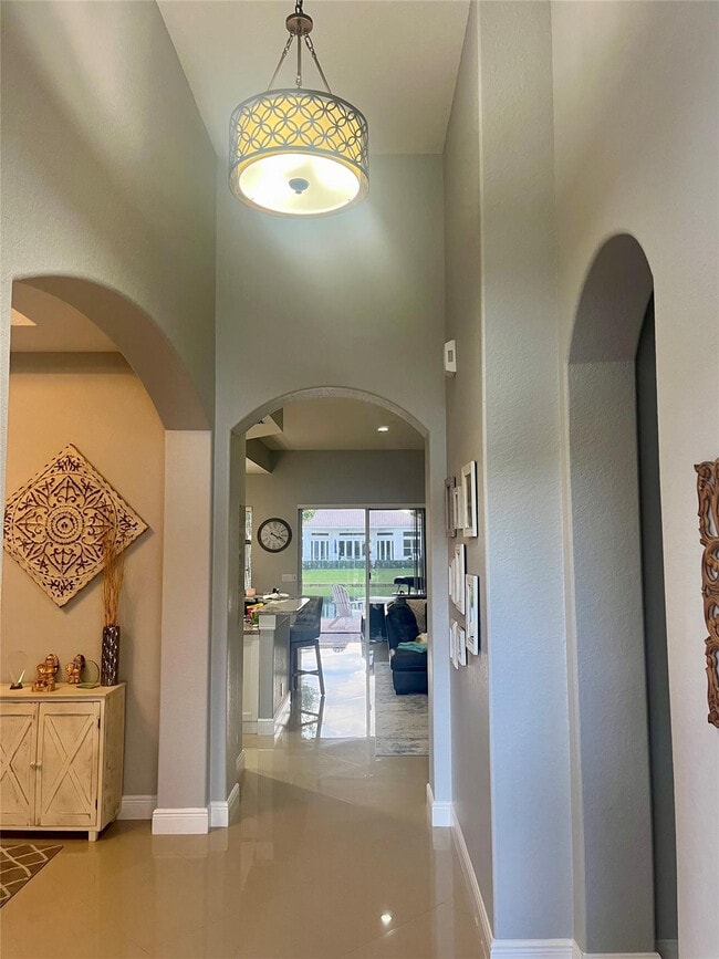 Building Photo - 12200 NW 77th Manor