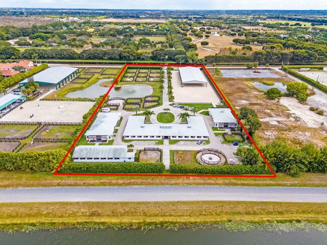 Building Photo - 13155 Southfields Rd