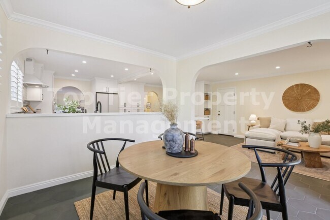 Building Photo - 44 Lariat Ct