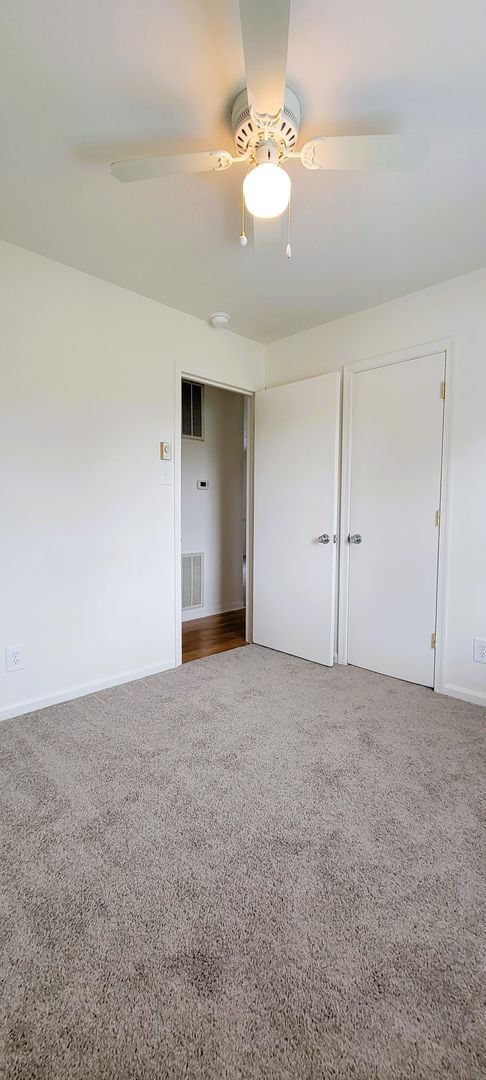 Building Photo - Pristine ranch on corner lot in Chesterfield.