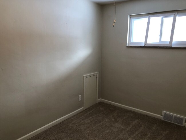 Building Photo - Single Family home in Plum