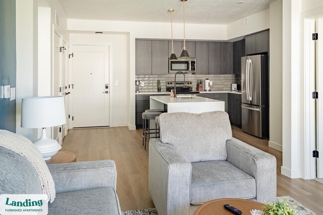 Building Photo - 357 E 500 S