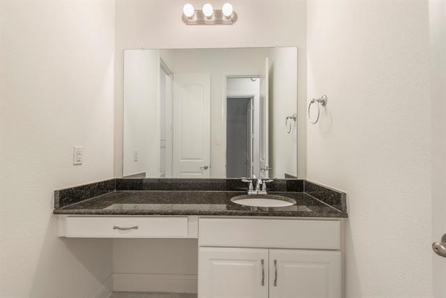 Building Photo - 861 Field Crossing