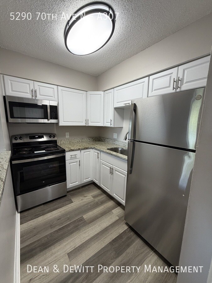 Building Photo - 1 Bed/1 Bath - Unit A307