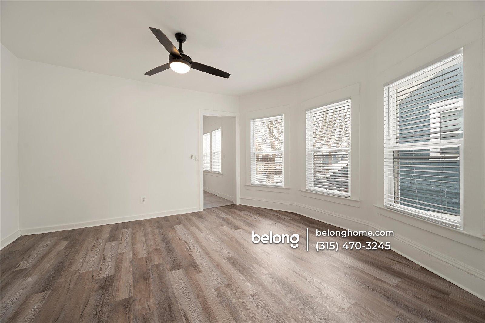 Building Photo - 122 Redfield Pl