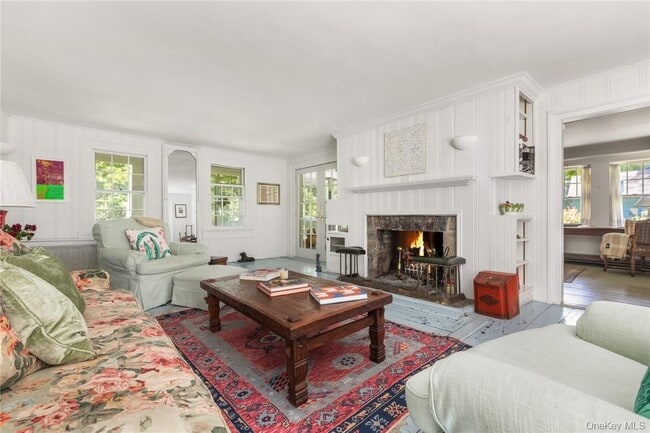 Building Photo - 31 Kittredge Dr