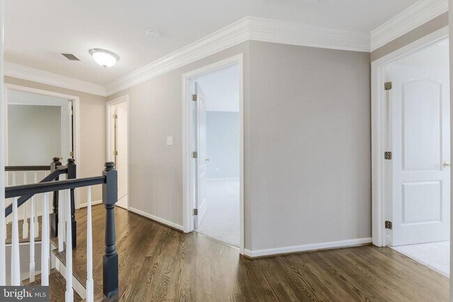 Building Photo - 20152 Boxwood Pl