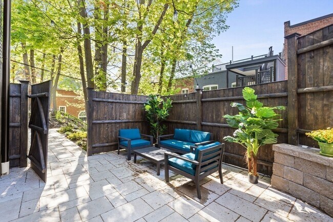 Building Photo - 46 Lancaster Terrace