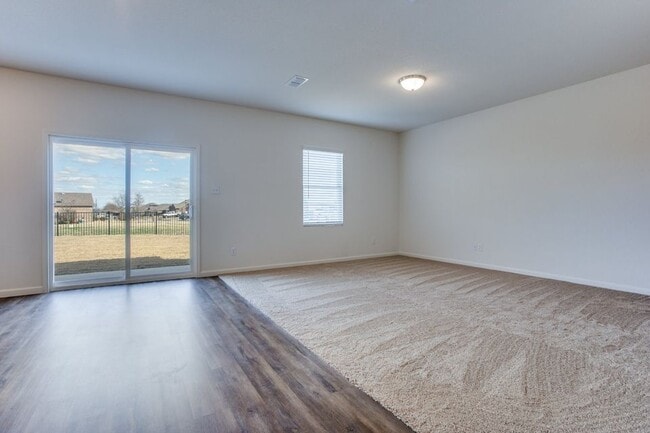Building Photo - 1804 Wolf Run