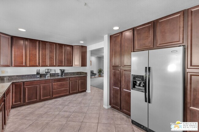 Building Photo - 38250 Chuperosa Ln