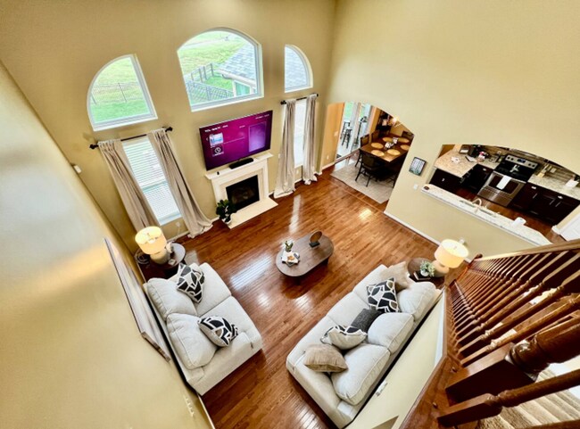 Building Photo - 5531 Oakview Terrace