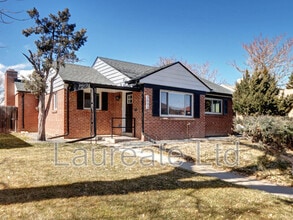 Building Photo - 3033 Leyden St