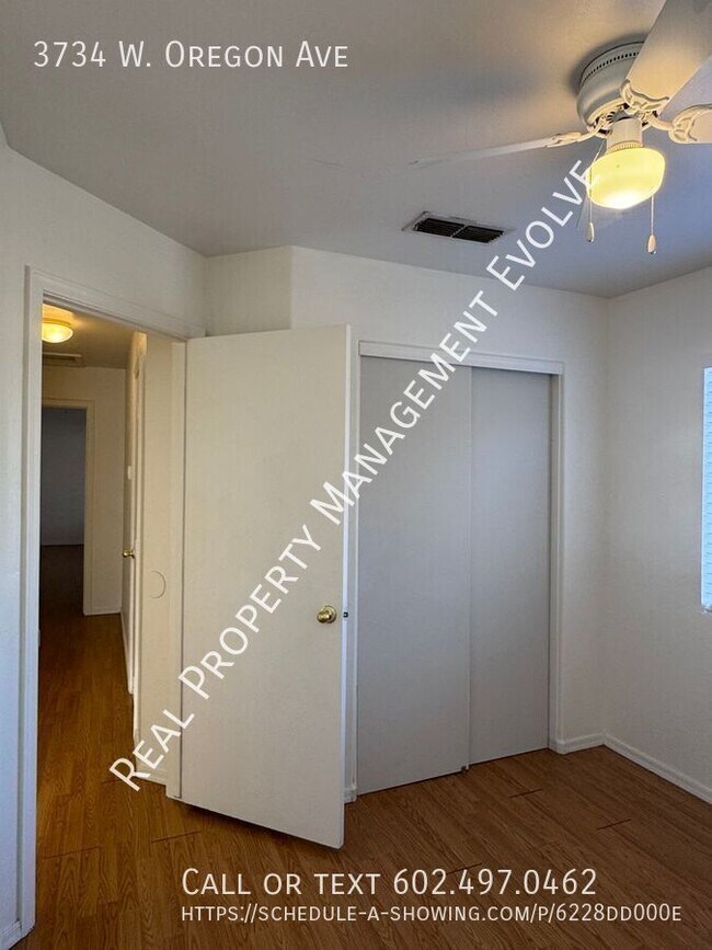 Building Photo - 3734 W Oregon Ave