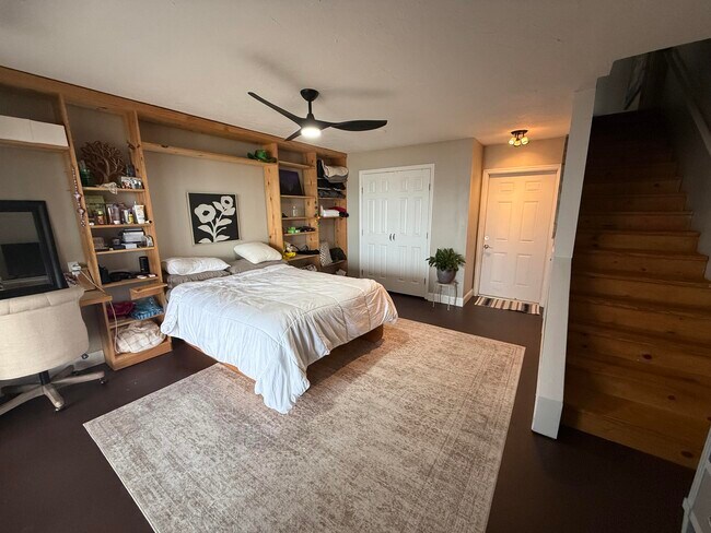 Building Photo - 206 Snug Harbour Dr