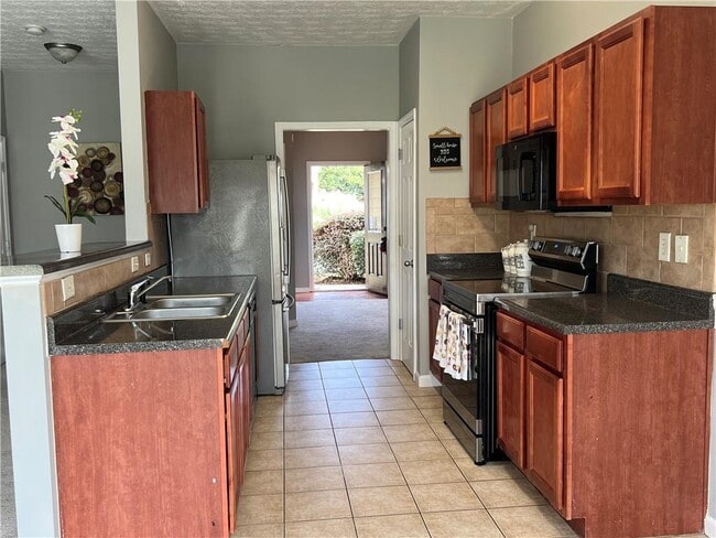 Building Photo - 58 Providence Run Ct SE