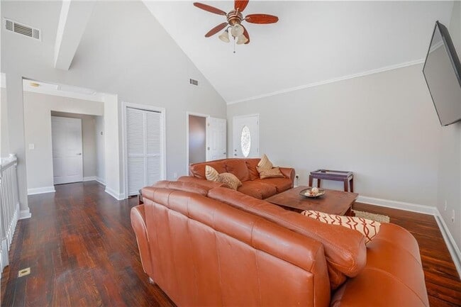 Building Photo - 5997 Warpath Rd