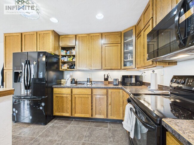 Primary Photo - Great Four Bedroom! First Month Half Off!!