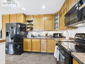 Building Photo - Great Four Bedroom!